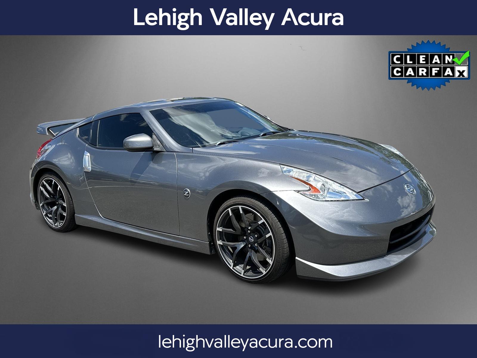 Gray (Gun Metallic) 2012 Nissan 370Z Coupe Rear-Wheel Drive Manual