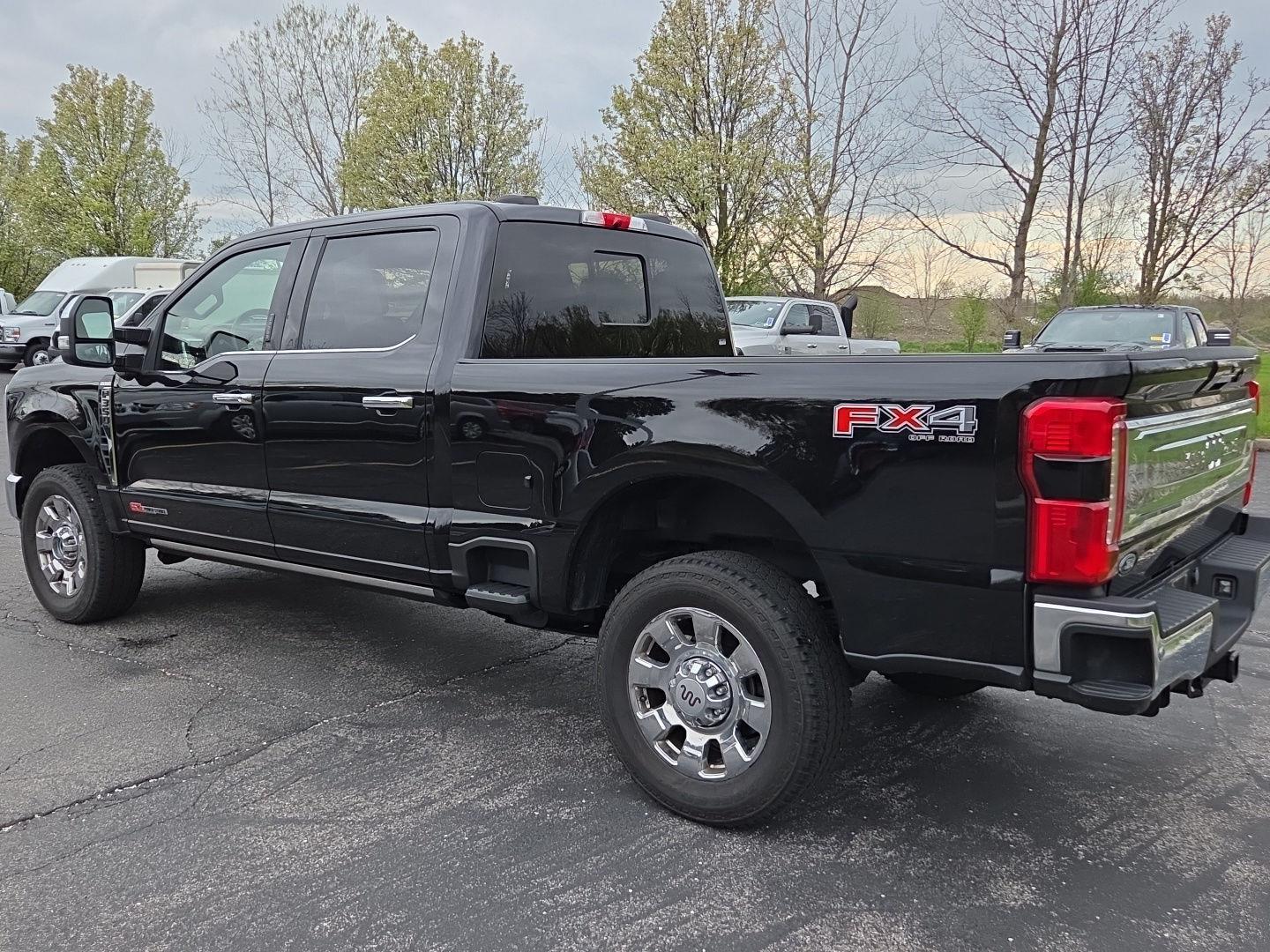 Used 2024 Agate Black Metallic Ford King Ranch image 5