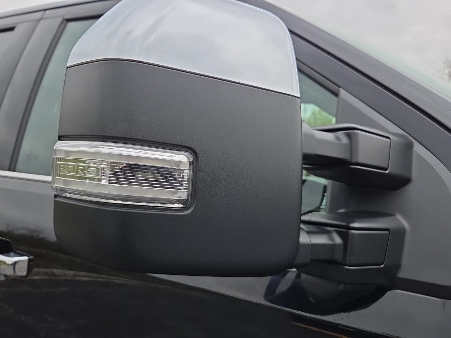 Used 2024 Agate Black Metallic Ford King Ranch image 10