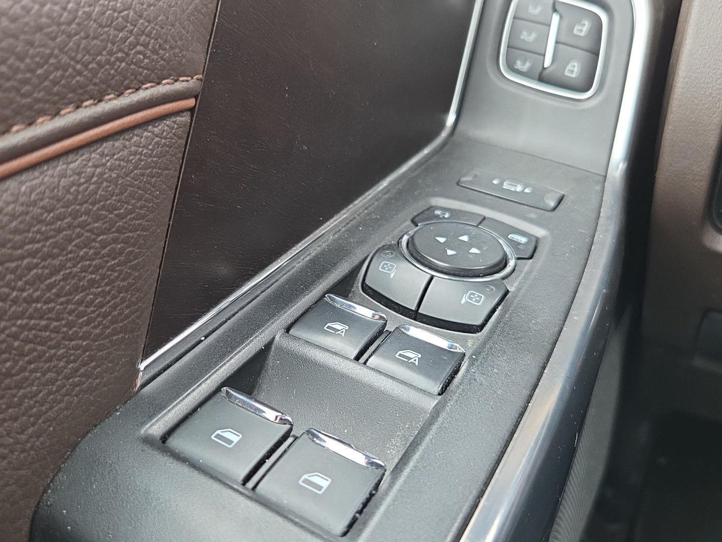 Used 2024 Agate Black Metallic Ford King Ranch image 23