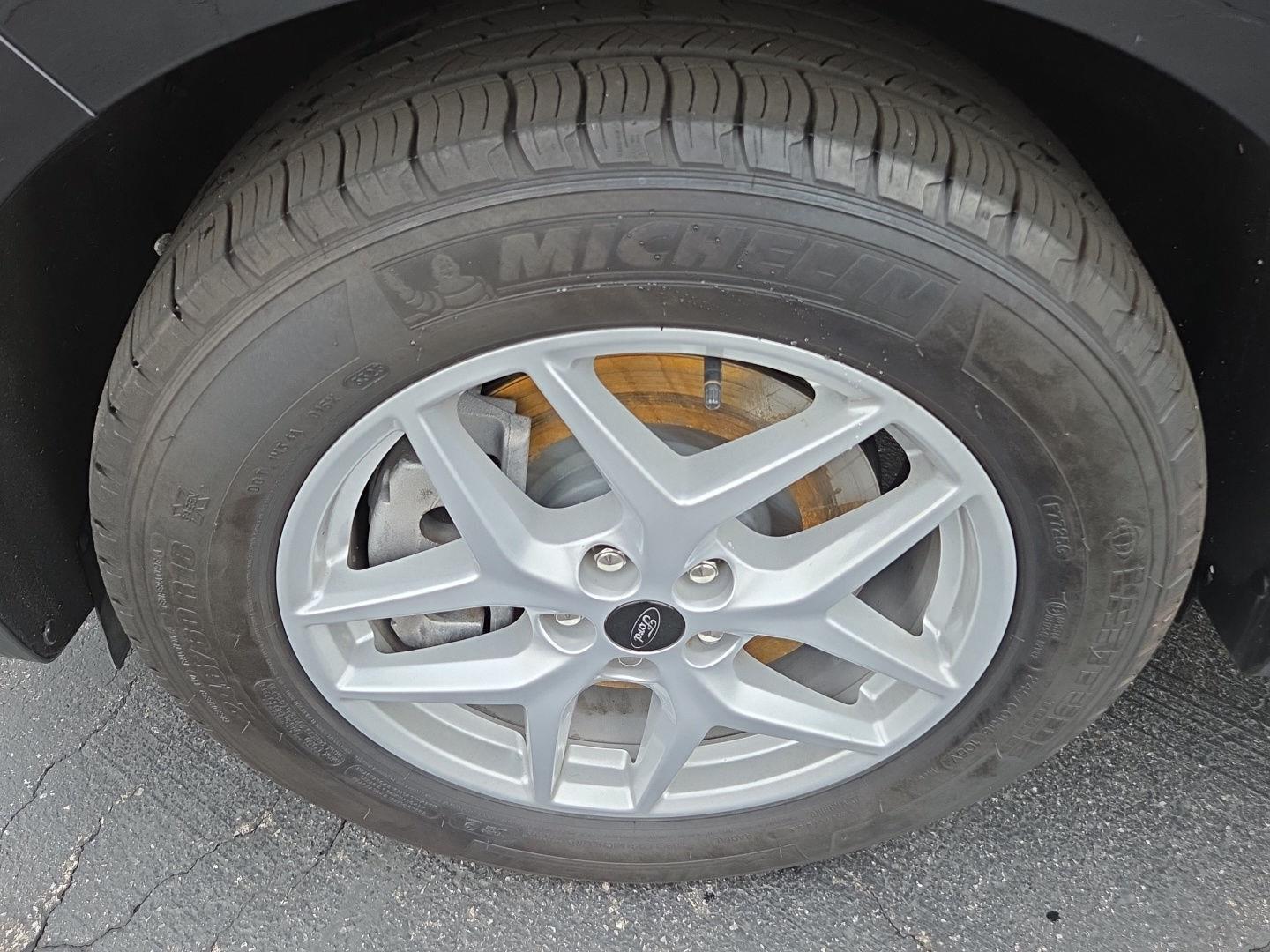 Used 2024 Agate Black Ford SEL image 7