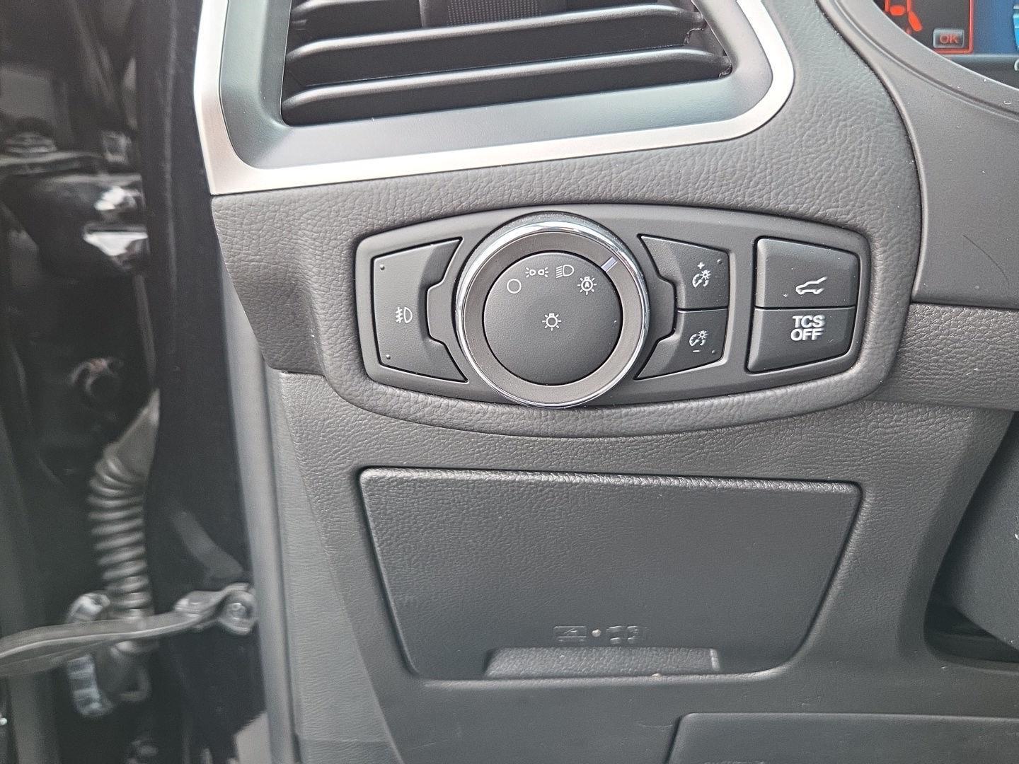 Used 2024 Agate Black Ford SEL image 12