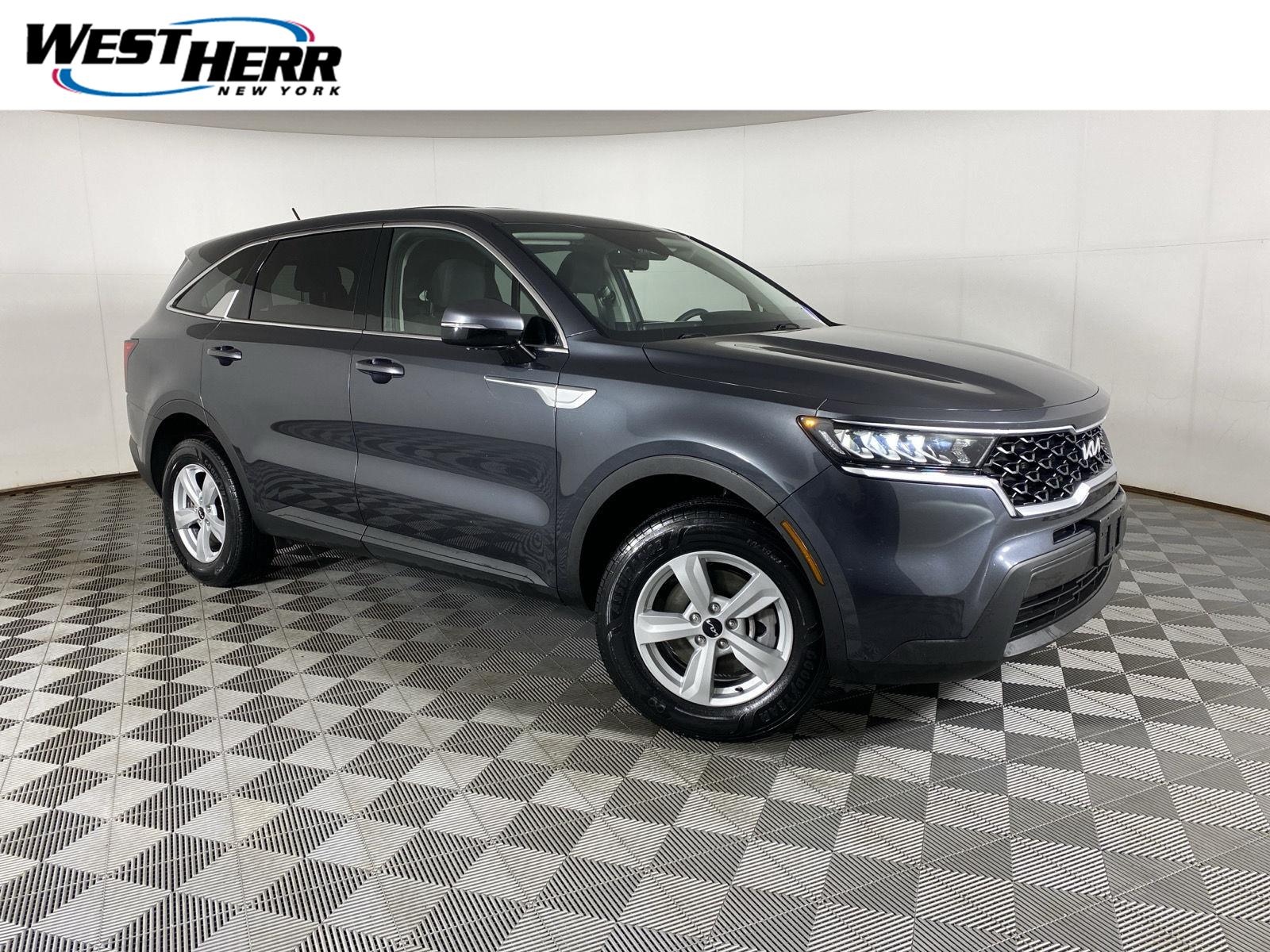 2023 Kia Sorento LX