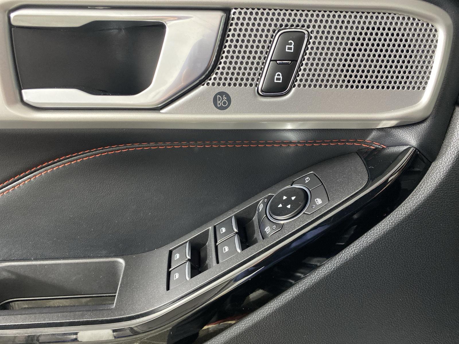 Used 2023 Carbonized Gray Ford ST-Line image 12