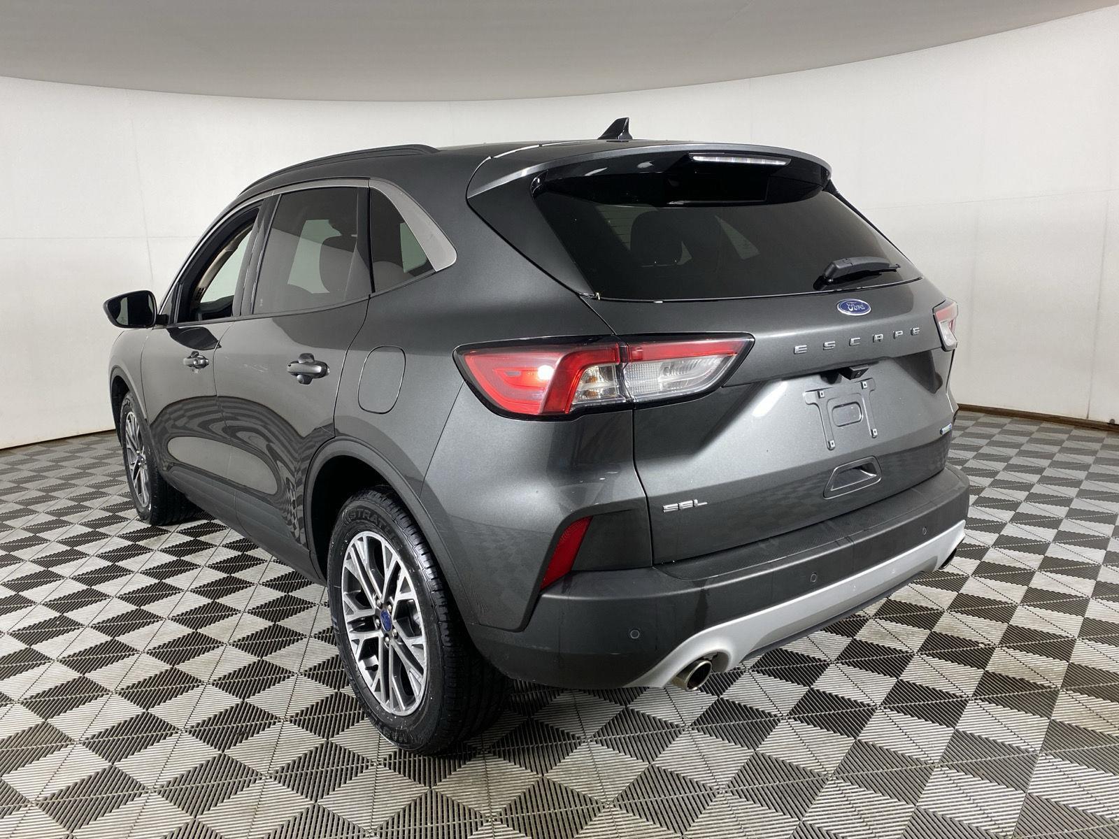 Used 2020 Magnetic Ford SEL image 5