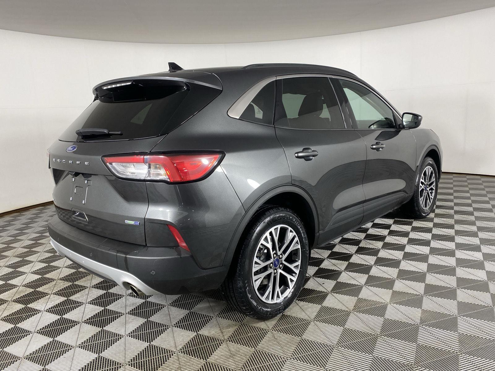 Used 2020 Magnetic Ford SEL image 7