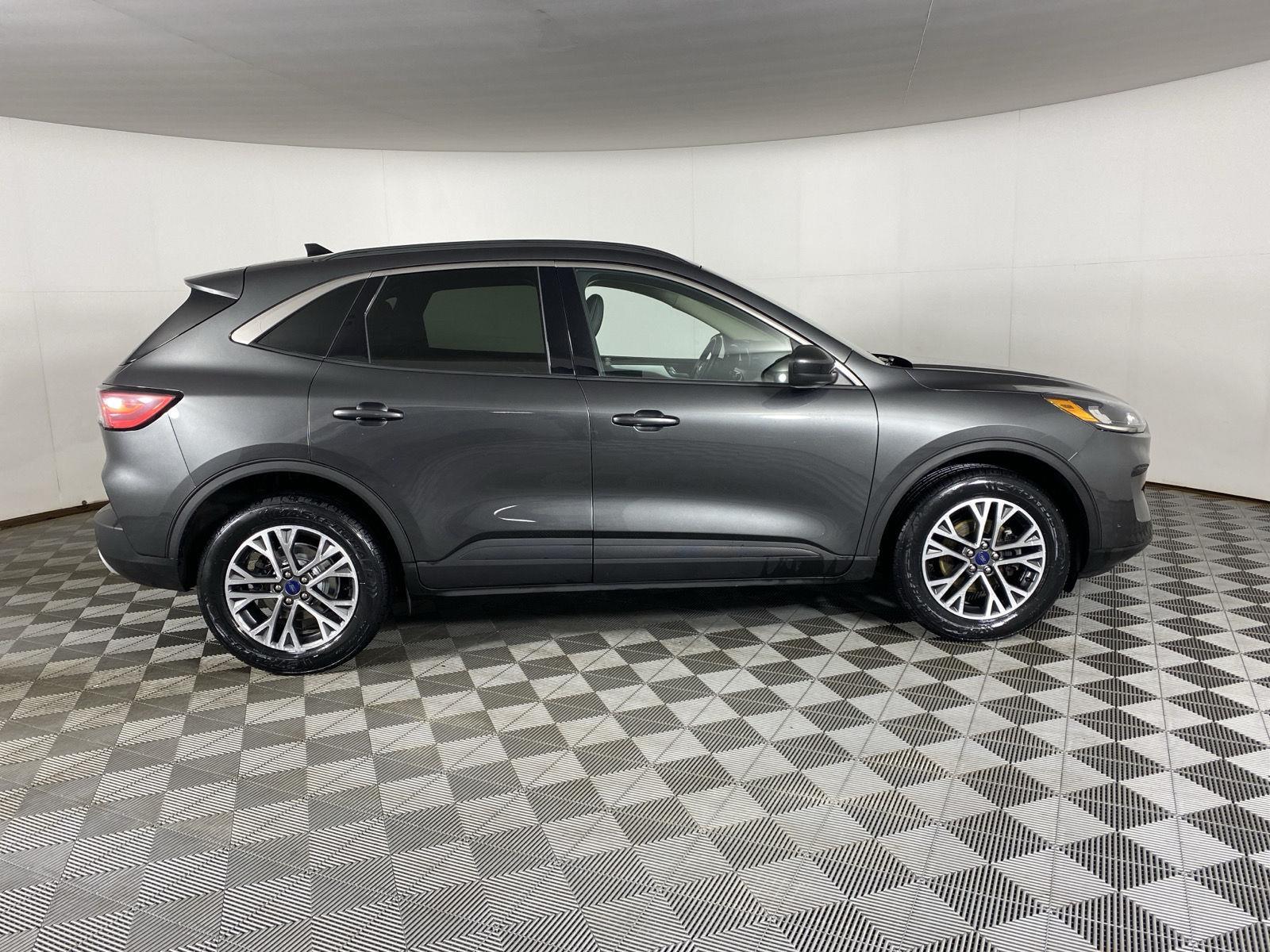 Used 2020 Magnetic Ford SEL image 8