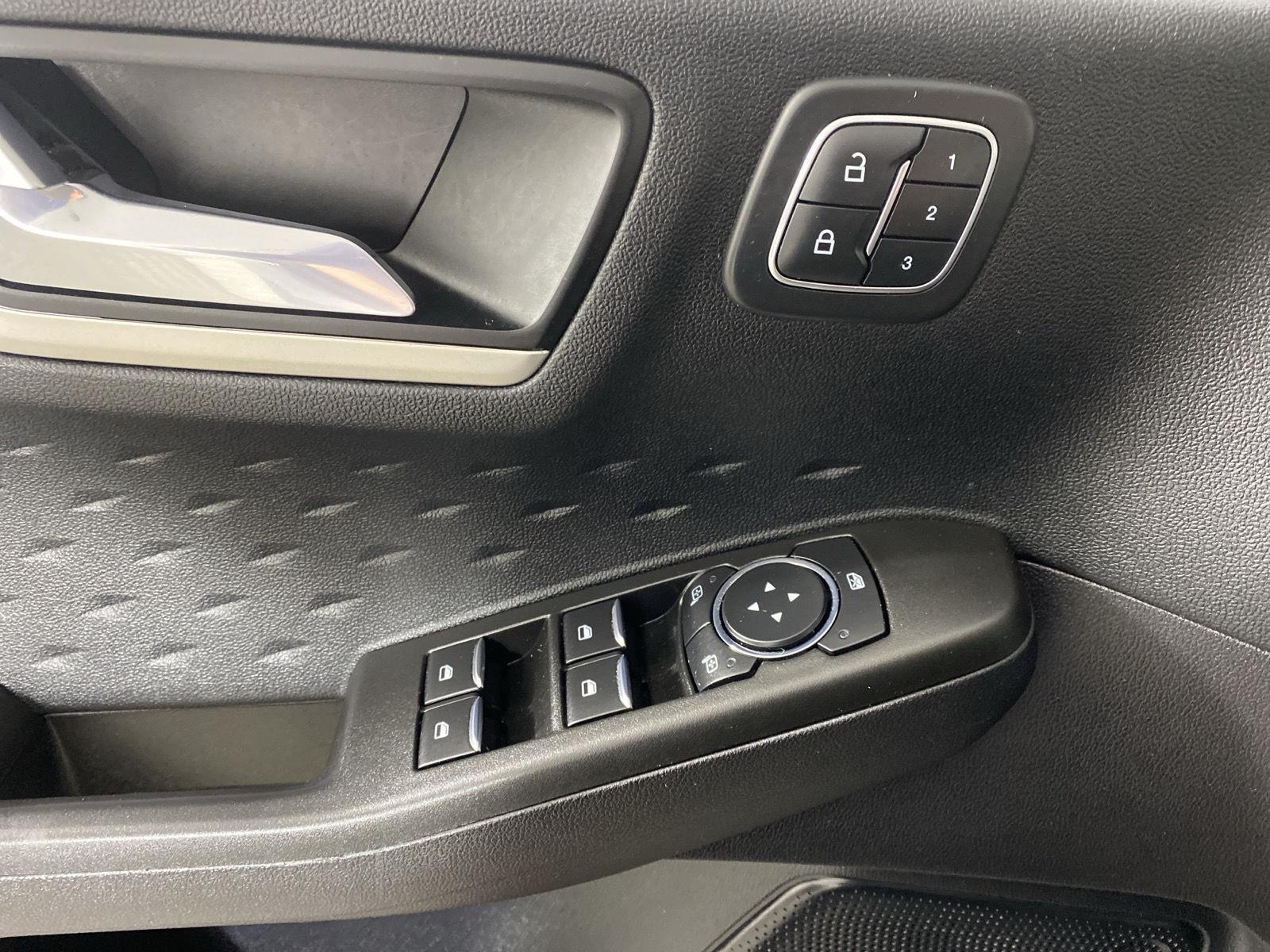 Used 2020 Magnetic Ford SEL image 12