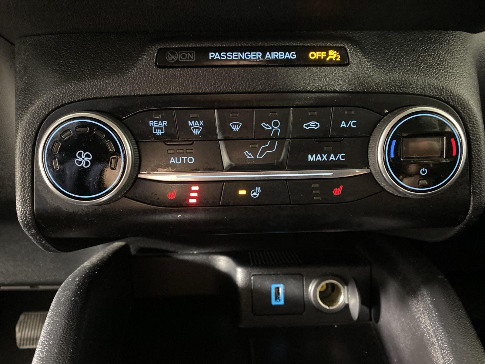 Used 2020 Magnetic Ford SEL image 19