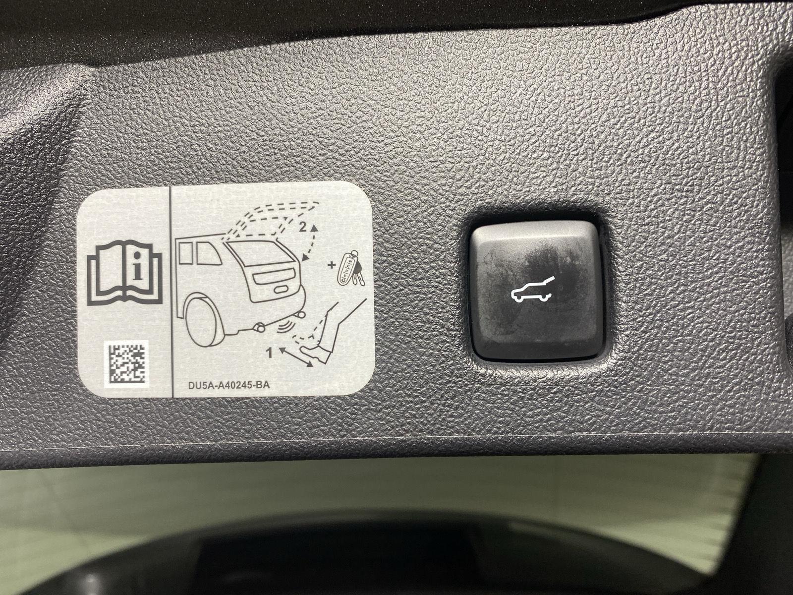 Used 2020 Magnetic Ford SEL image 25
