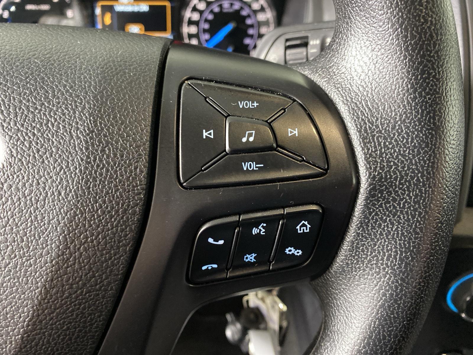 Used 2019 Oxford White Ford XL image 18