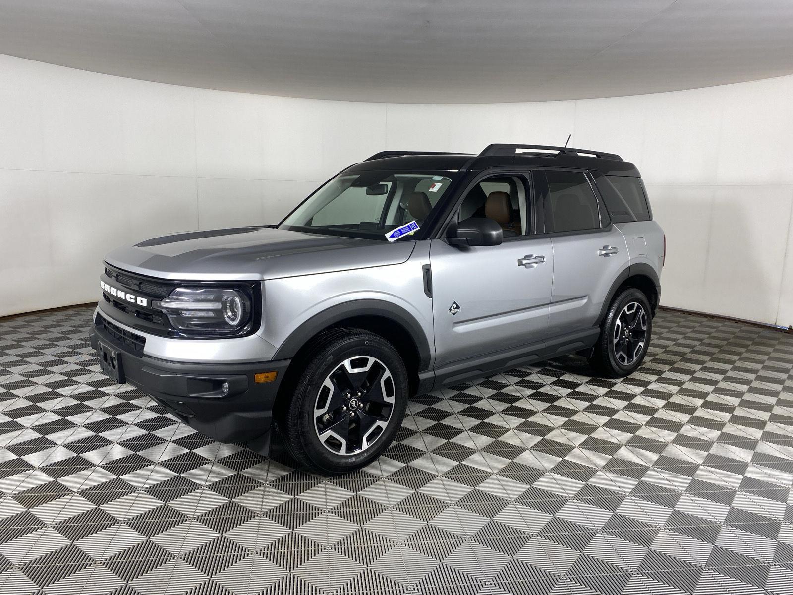 Used 2021 Iconic Silver Ford Outer Banks image 7