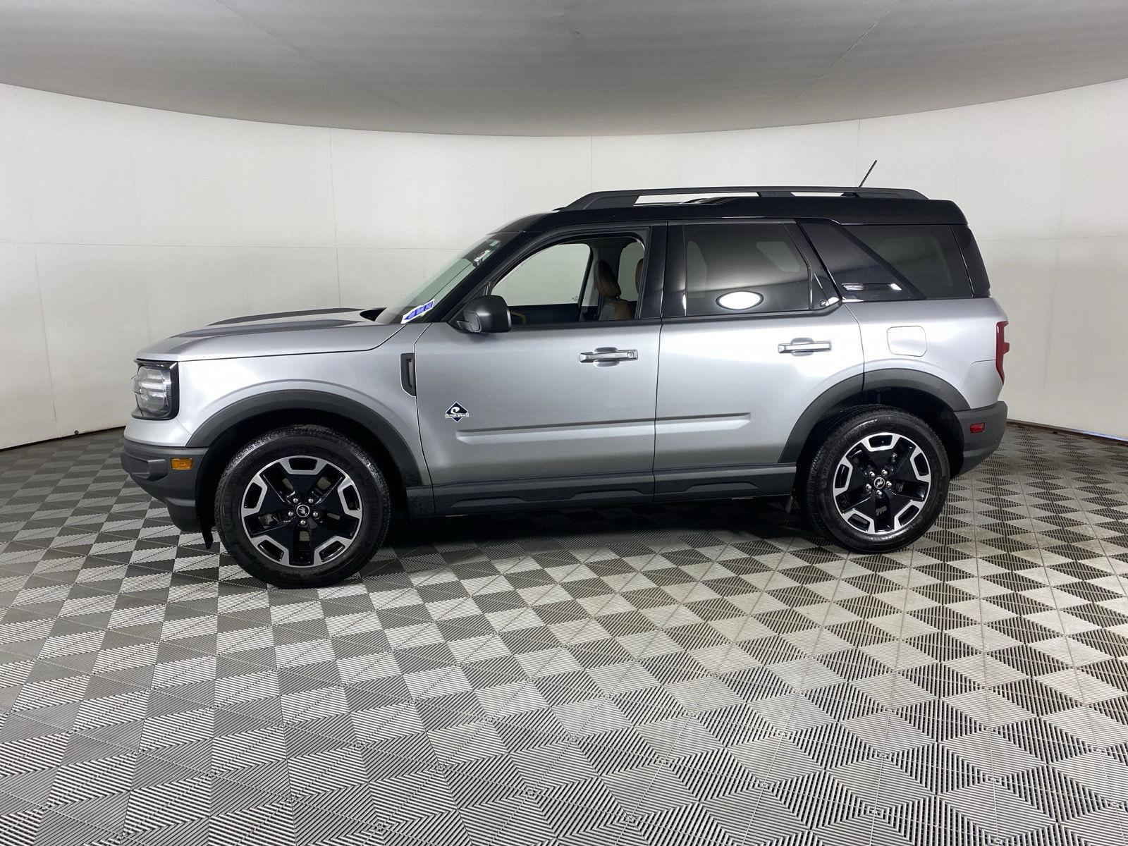 Used 2021 Iconic Silver Ford Outer Banks image 8