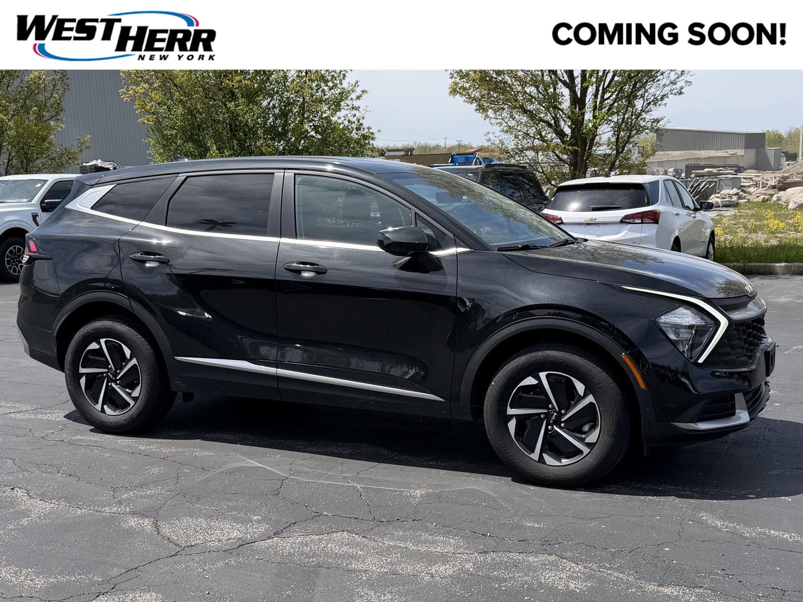  2023 Kia Sportage Hybrid LX AWD   