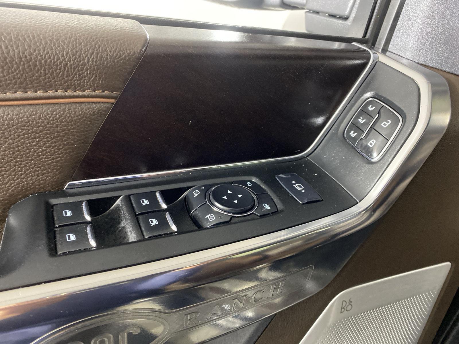 Used 2024 Agate Black Metallic Ford King Ranch image 38