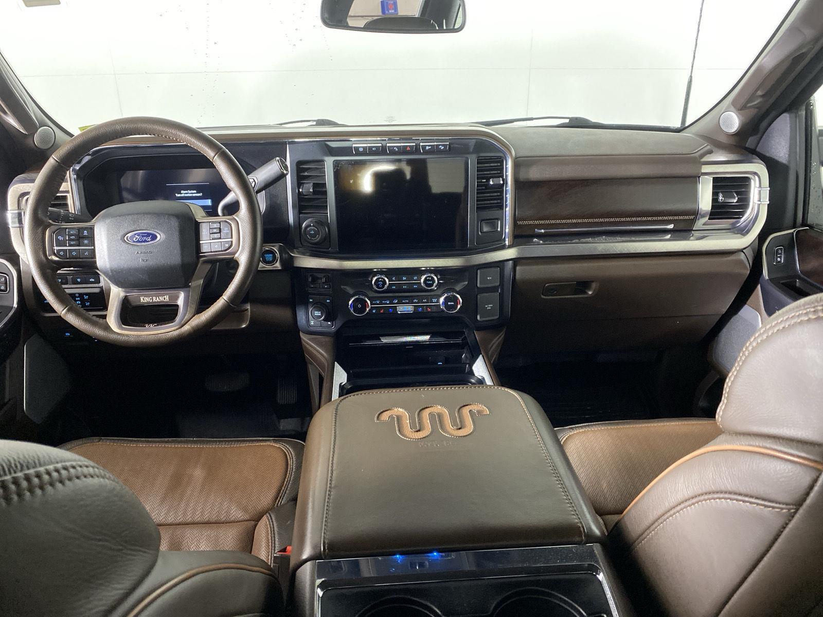Used 2024 Agate Black Metallic Ford King Ranch image 54