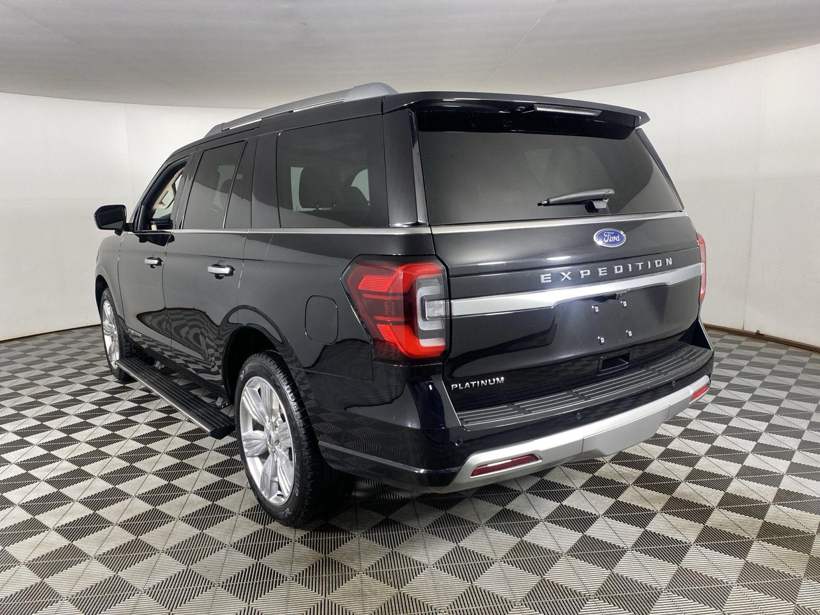 Used 2023 Agate Black Ford Platinum image 8