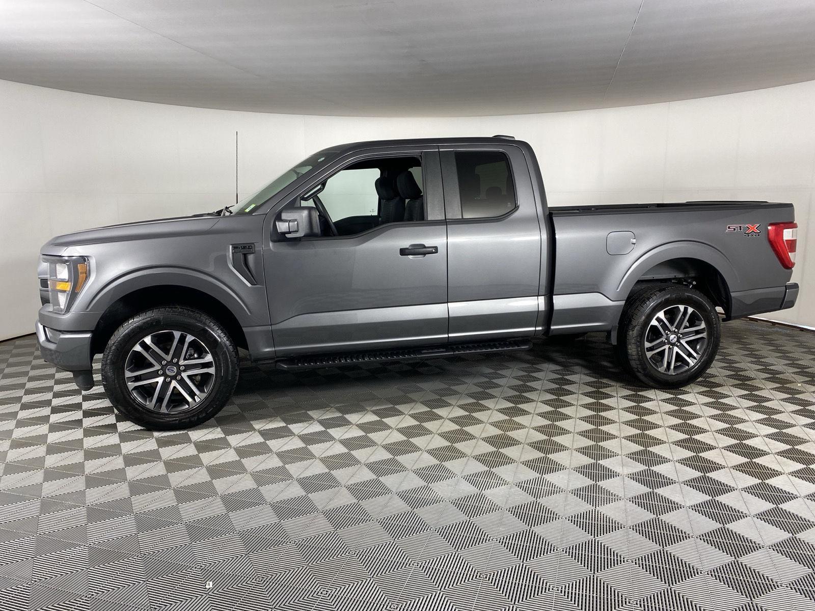 Used 2023 Carbonized Gray Ford XL image 7