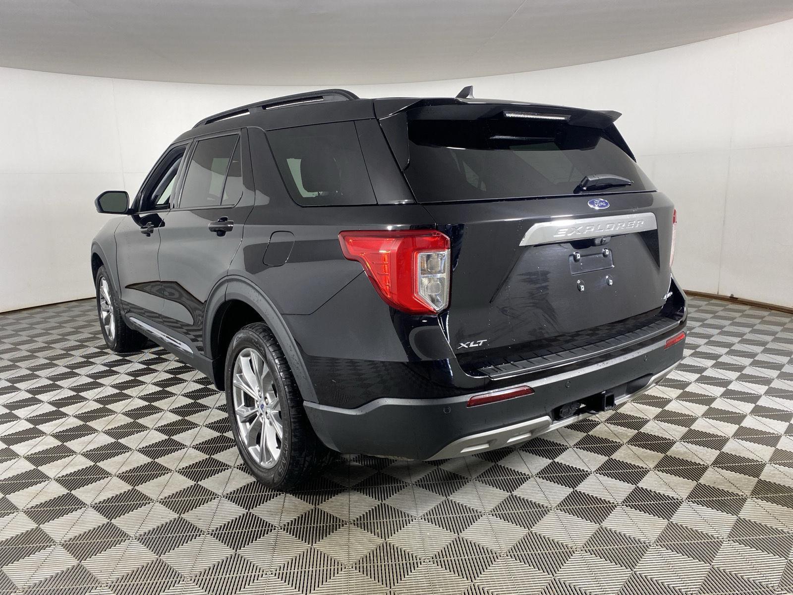 Used 2023 Agate Black Ford XLT image 8