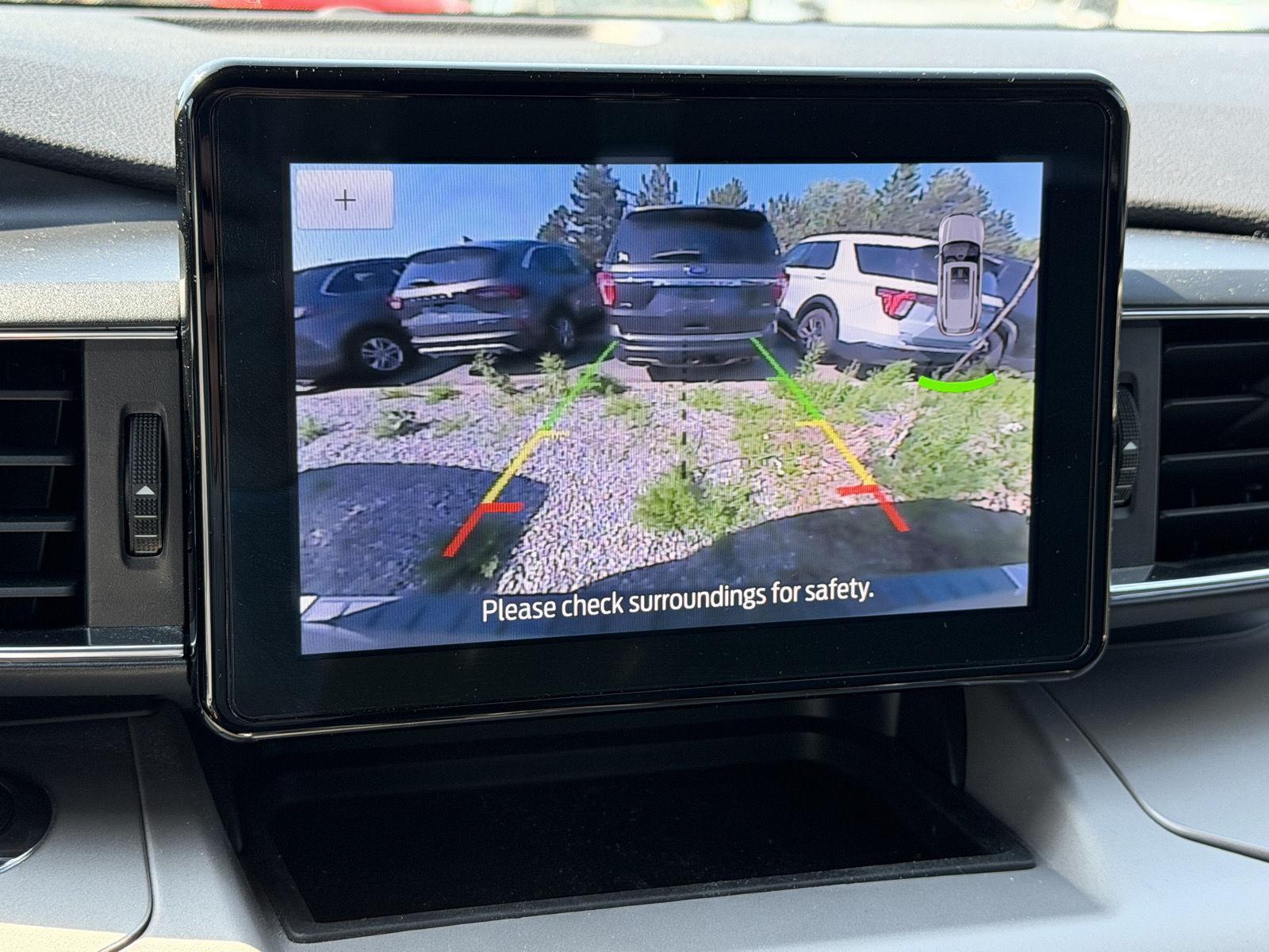 Used 2024 Iconic Silver Ford XLT image 9