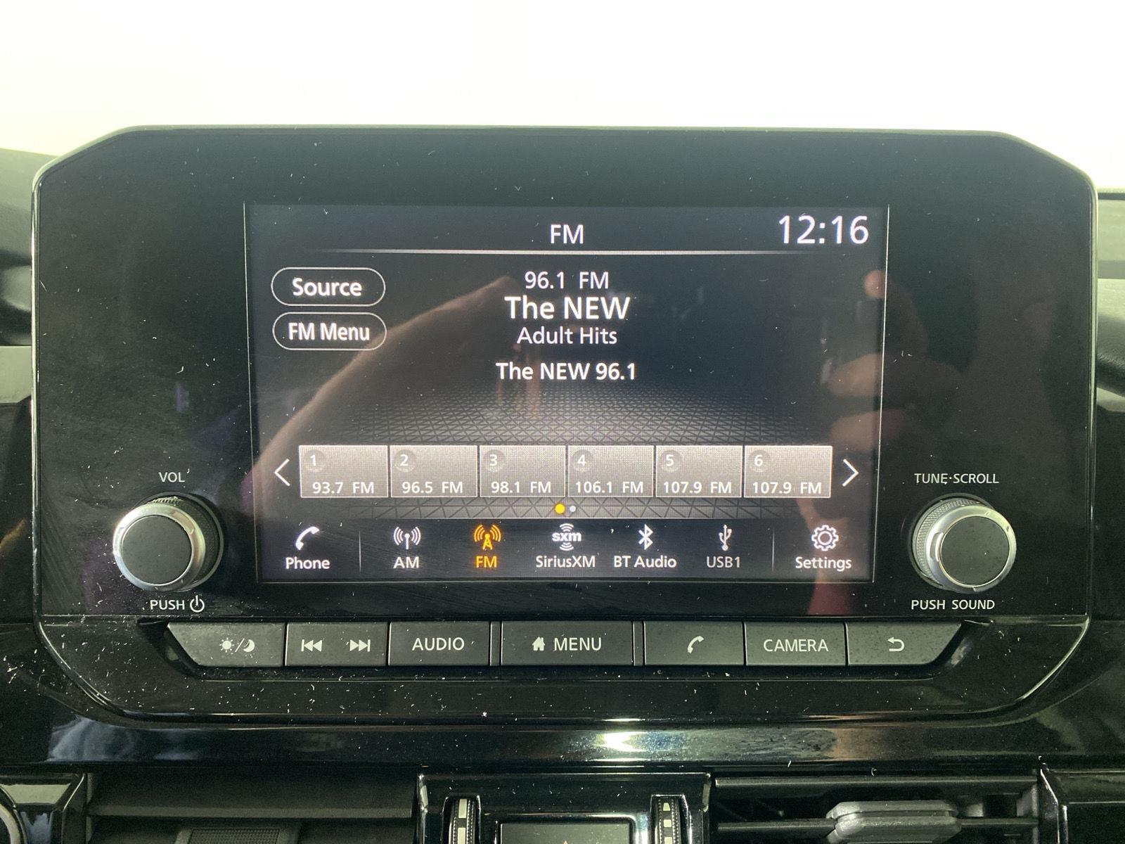 Used 2022 Gun Metallic Nissan SV image 18