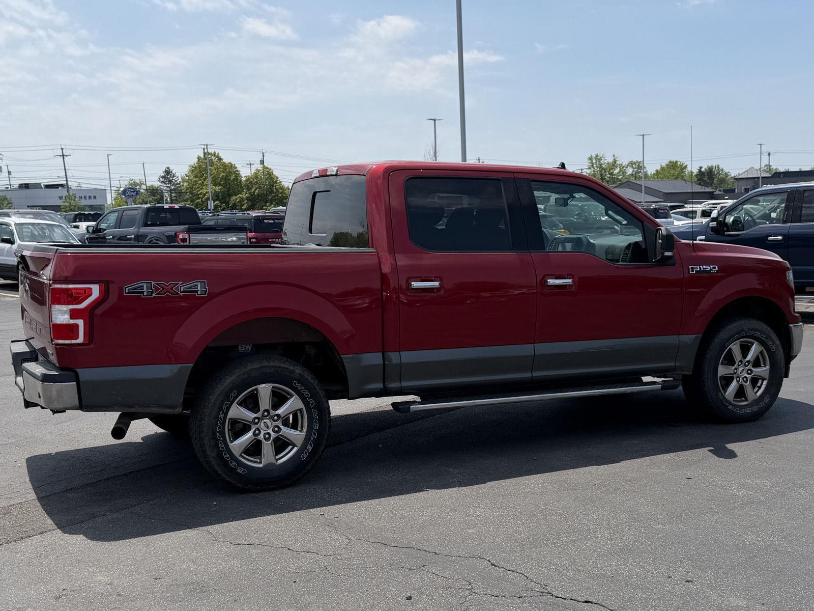 Used 2020 Rapid Red Metallic Tinted Clearcoat/Magnetic Ford XLT image 6