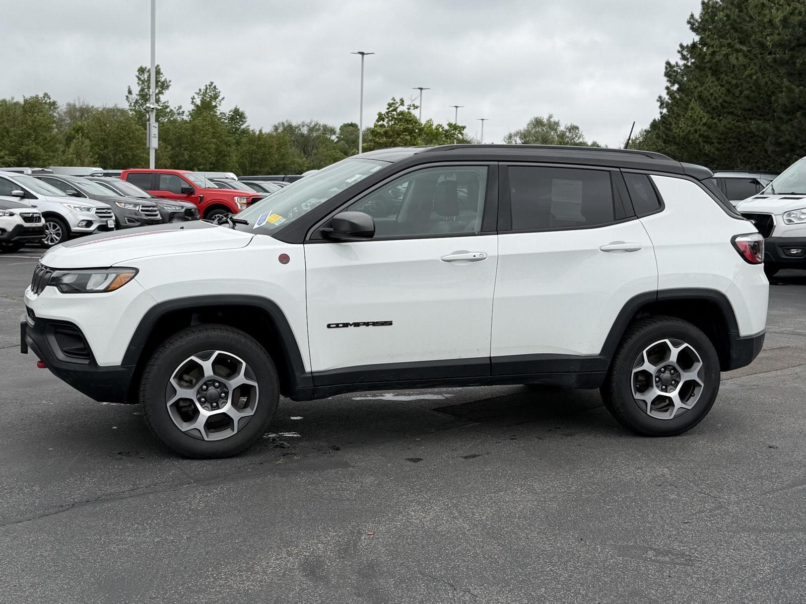 Used 2022 Bright White Clearcoat Jeep Trailhawk image 4