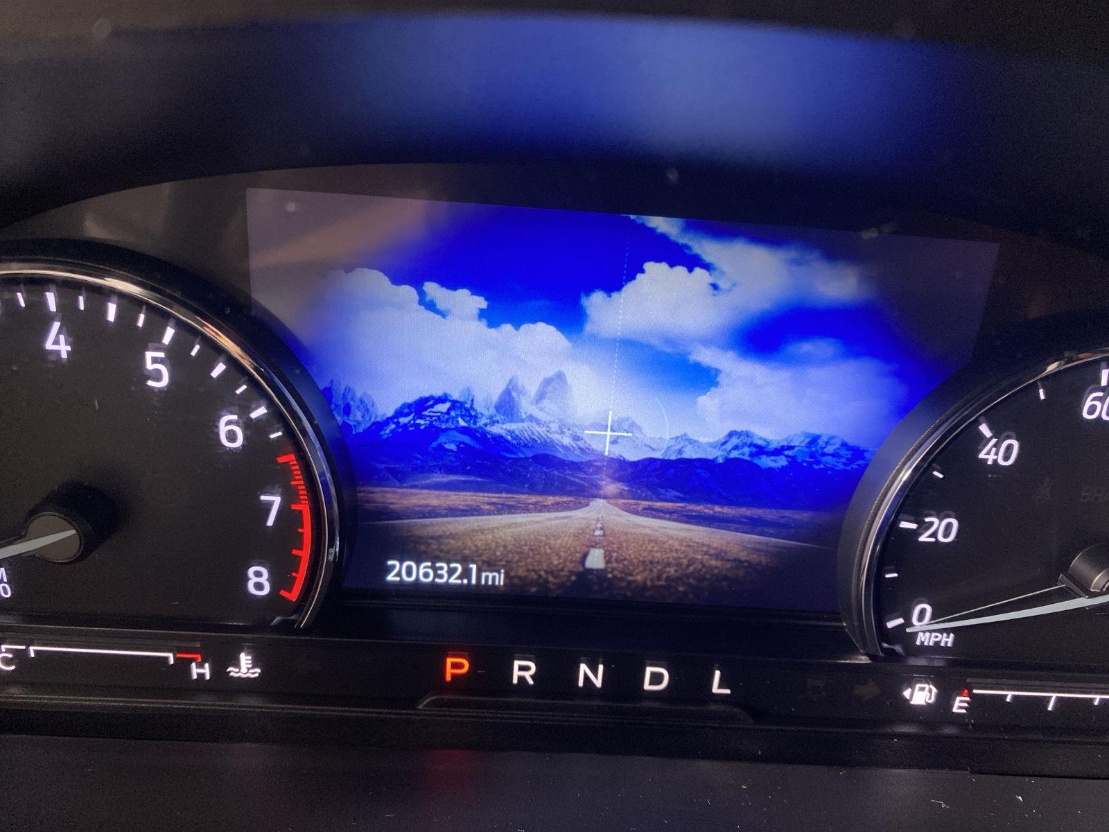 Used 2024 Iconic Silver Ford XLT image 23