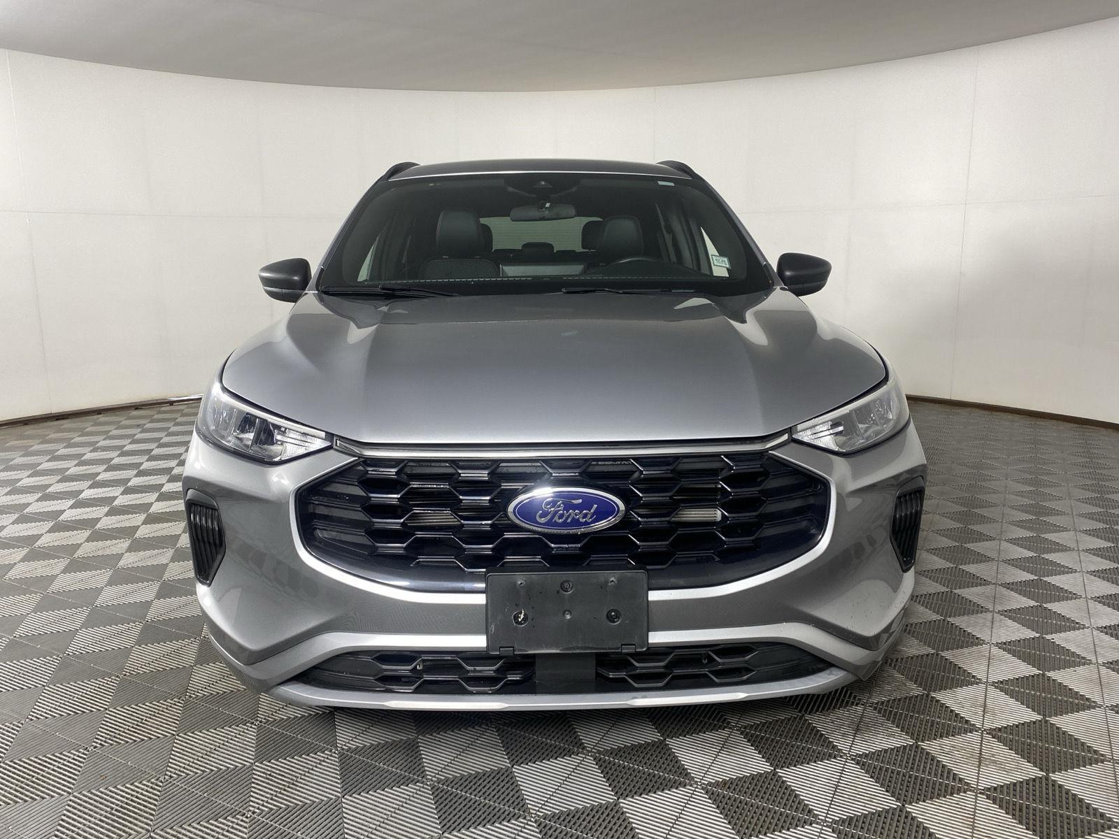 Used 2023 Iconic Silver Ford ST-Line image 2