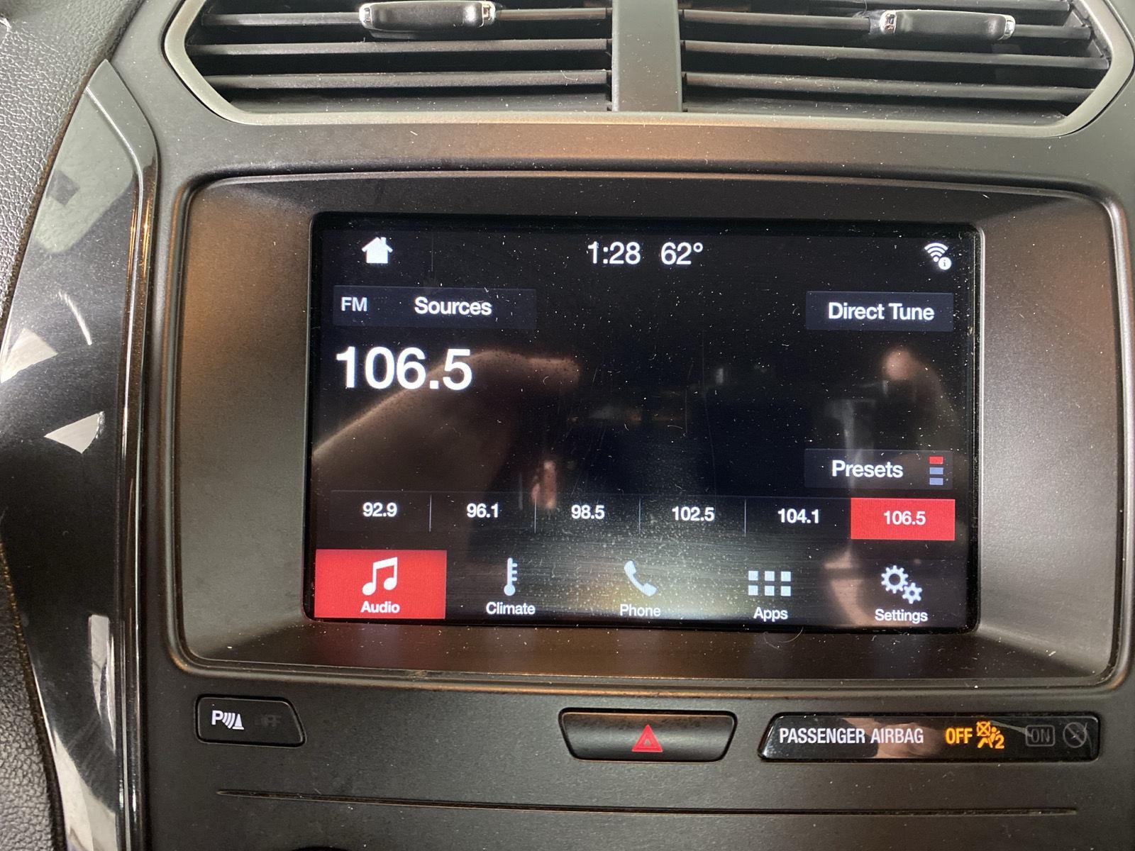 Used 2018 Ingot Silver Ford XLT image 17