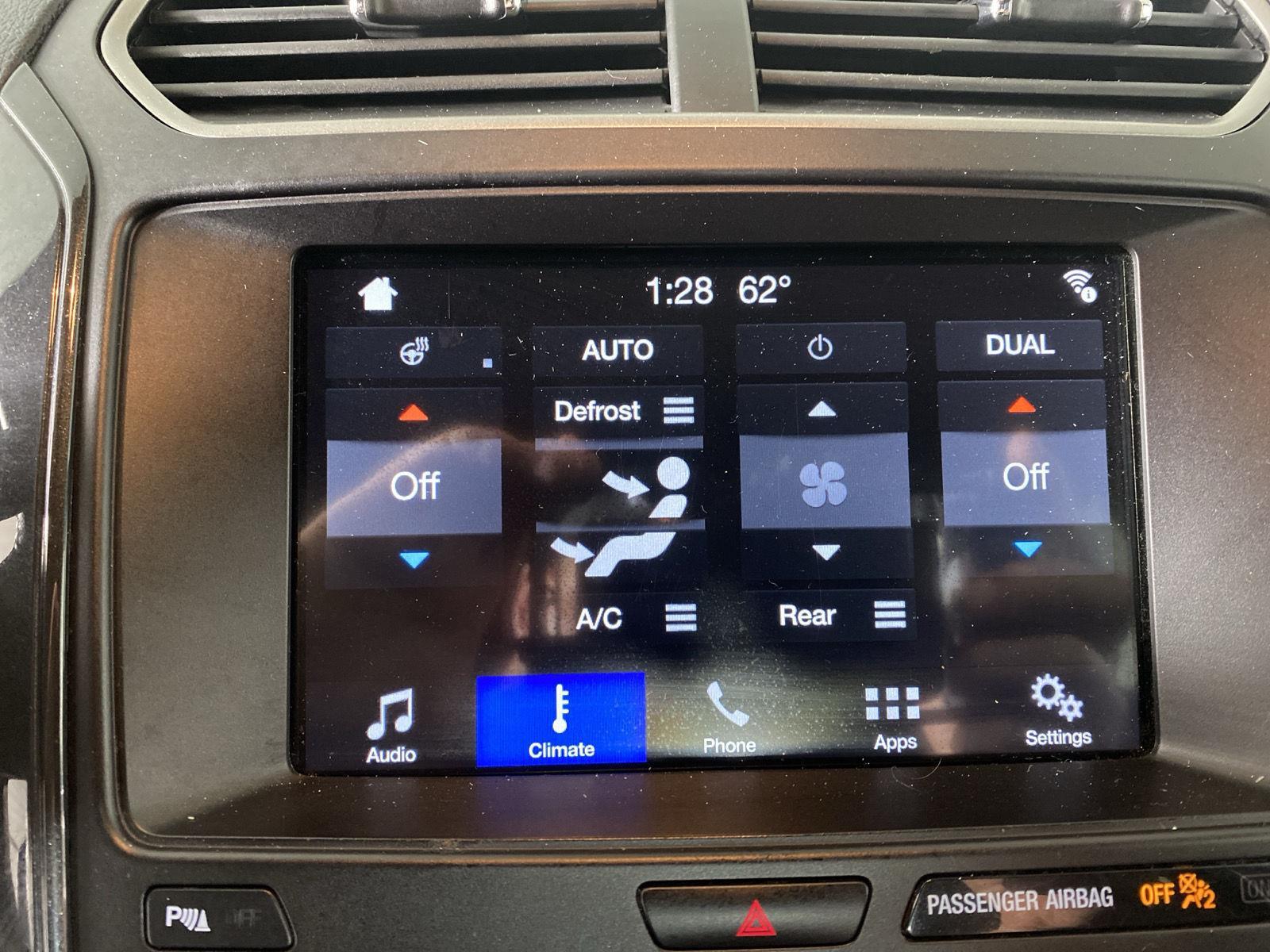 Used 2018 Ingot Silver Ford XLT image 19