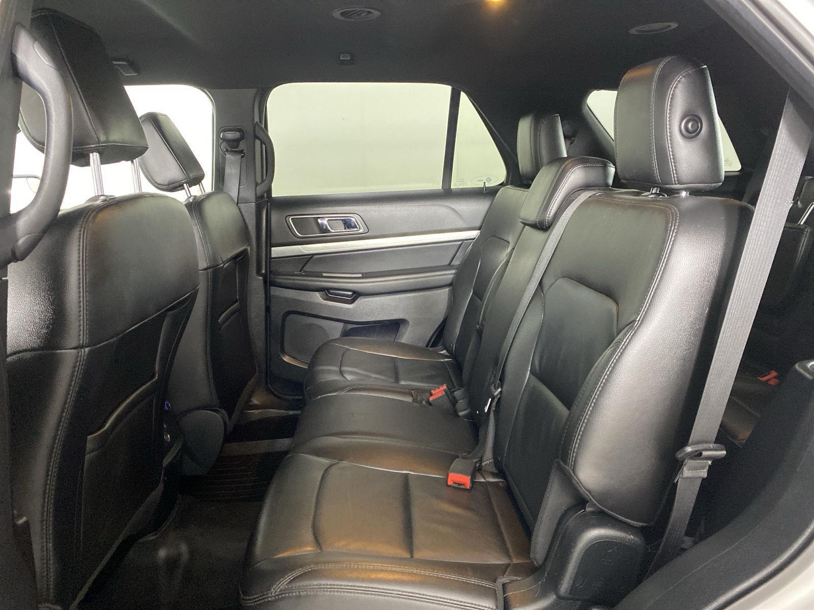 Used 2018 Ingot Silver Ford XLT image 23
