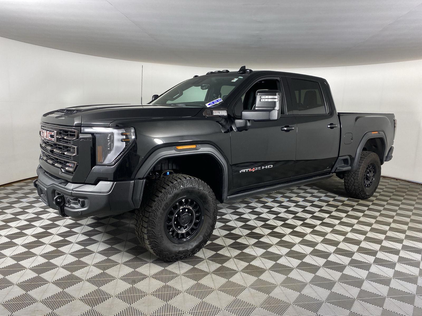 Used 2025 Onyx Black GMC AT4X image 3