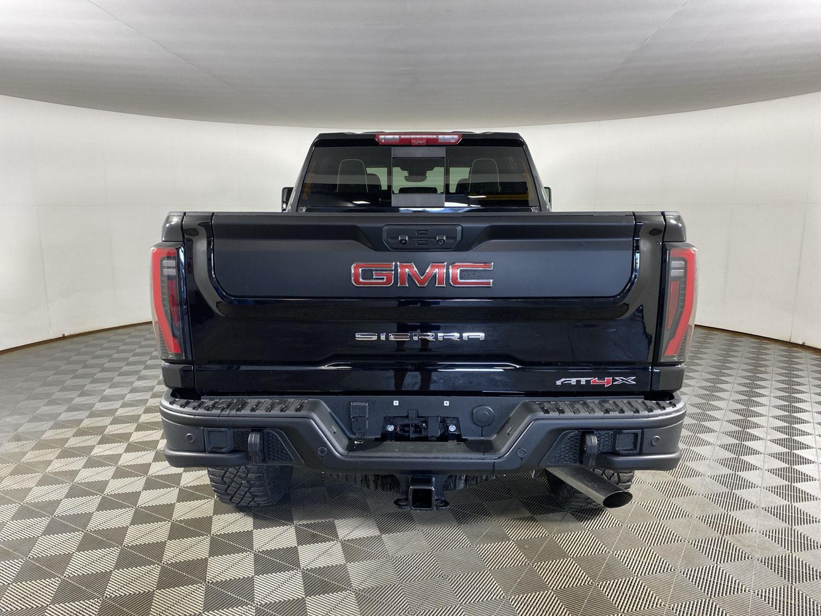 Used 2025 Onyx Black GMC AT4X image 6