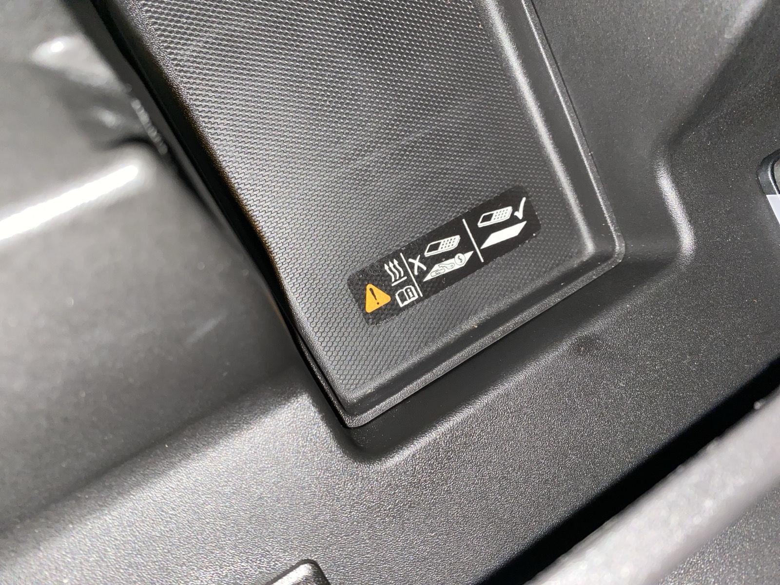 Used 2025 Onyx Black GMC AT4X image 23