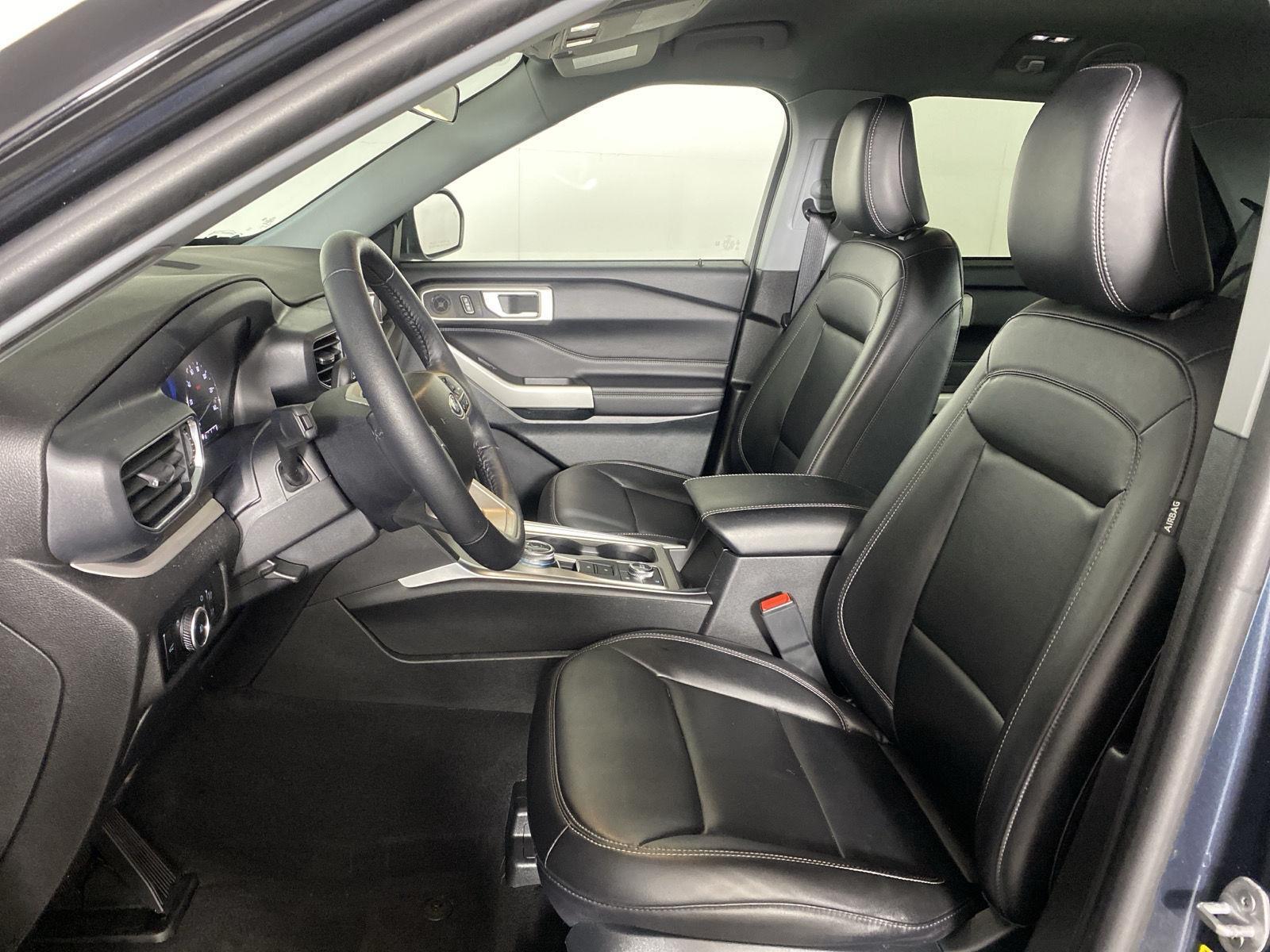 Used 2023 Stone Blue Ford XLT image 20