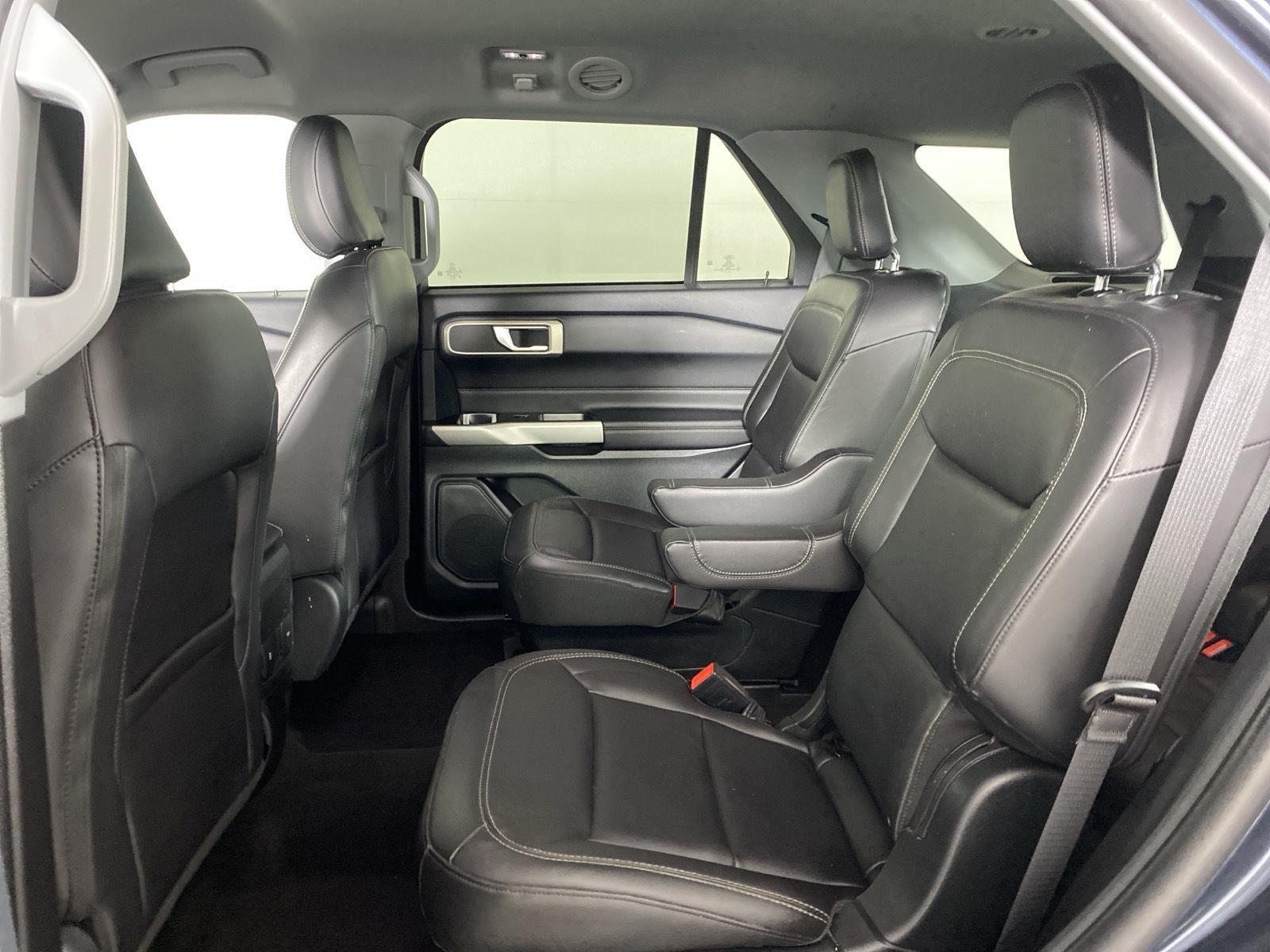 Used 2023 Stone Blue Ford XLT image 32