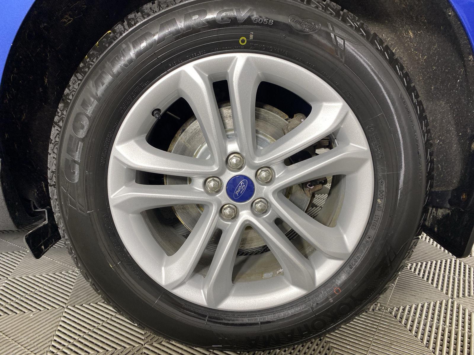 Used 2020 Atlas Blue Ford SEL image 12