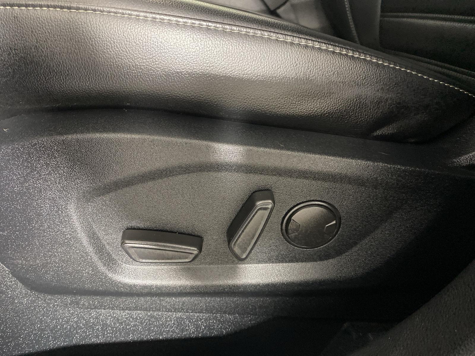 Used 2020 Atlas Blue Ford SEL image 14