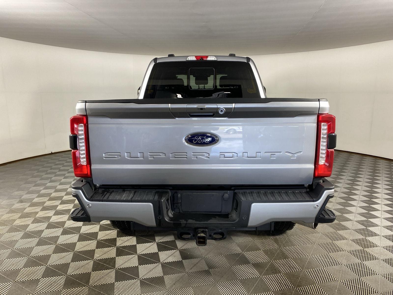 Used 2024 Iconic Silver Ford LARIAT image 8