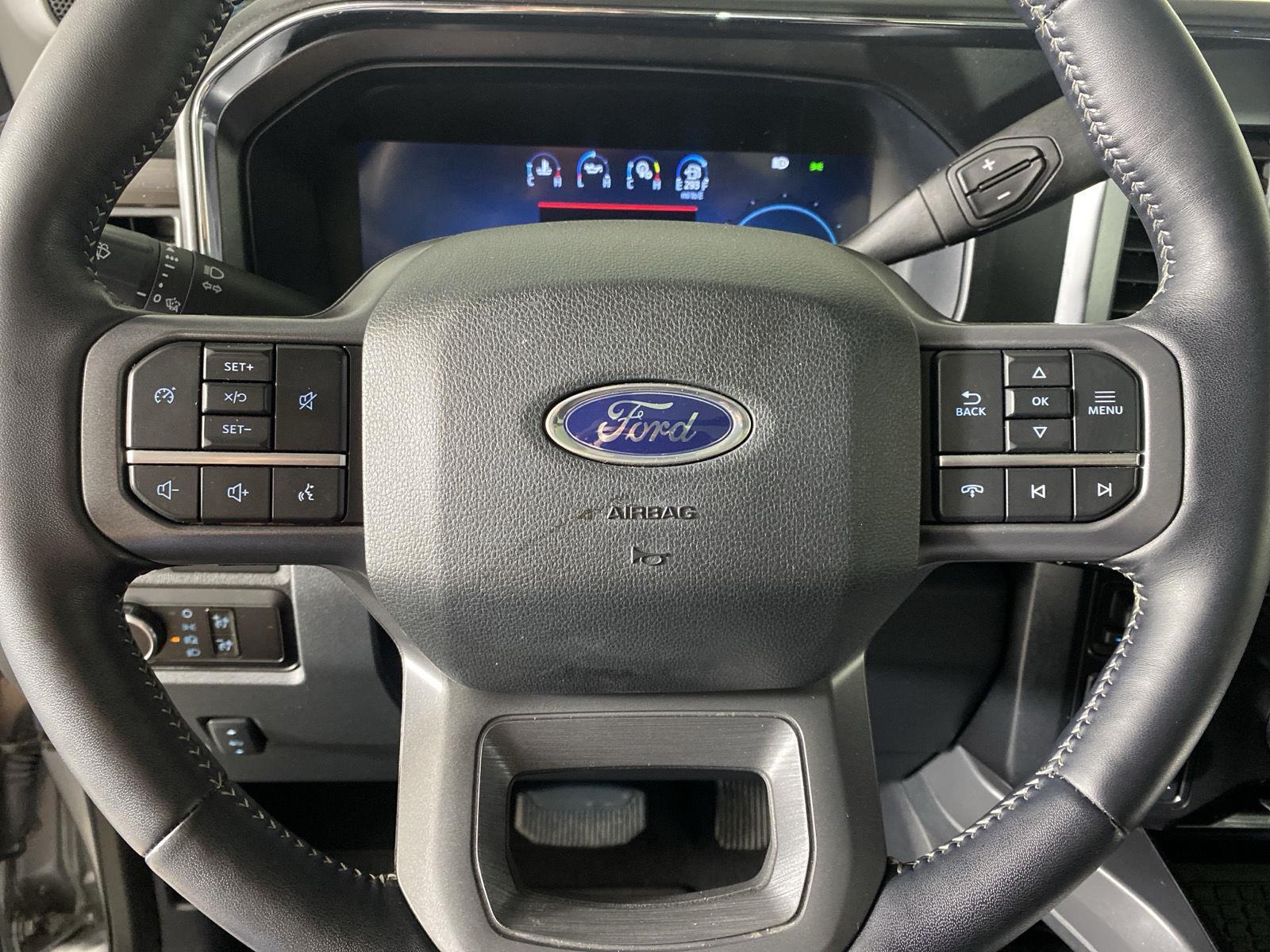 Used 2024 Iconic Silver Ford LARIAT image 16