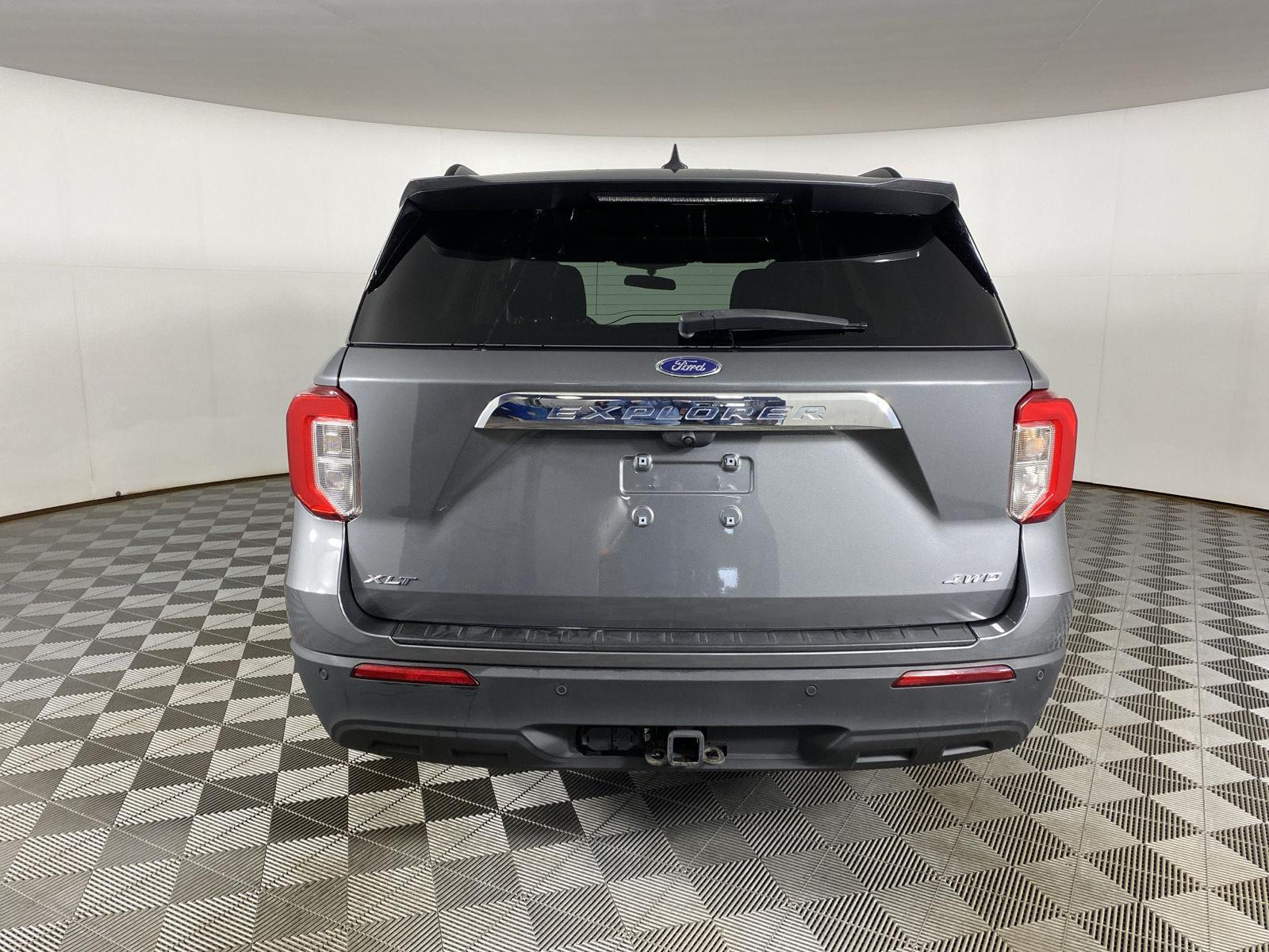 Used 2023 Carbonized Gray Ford XLT image 9