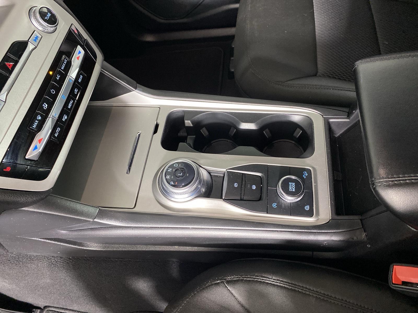 Used 2023 Iconic Silver Ford XLT image 24