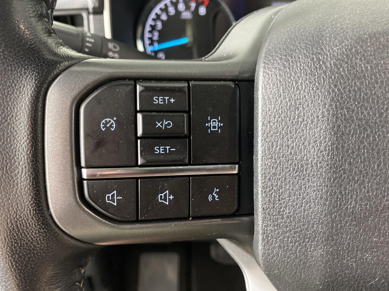 Used 2022 Space White Ford  image 16