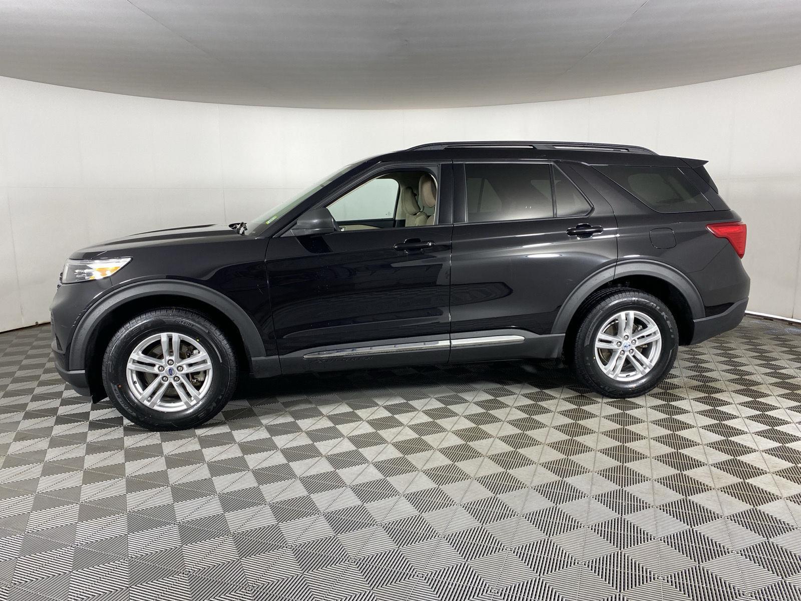 Used 2023 Agate Black Ford XLT image 7