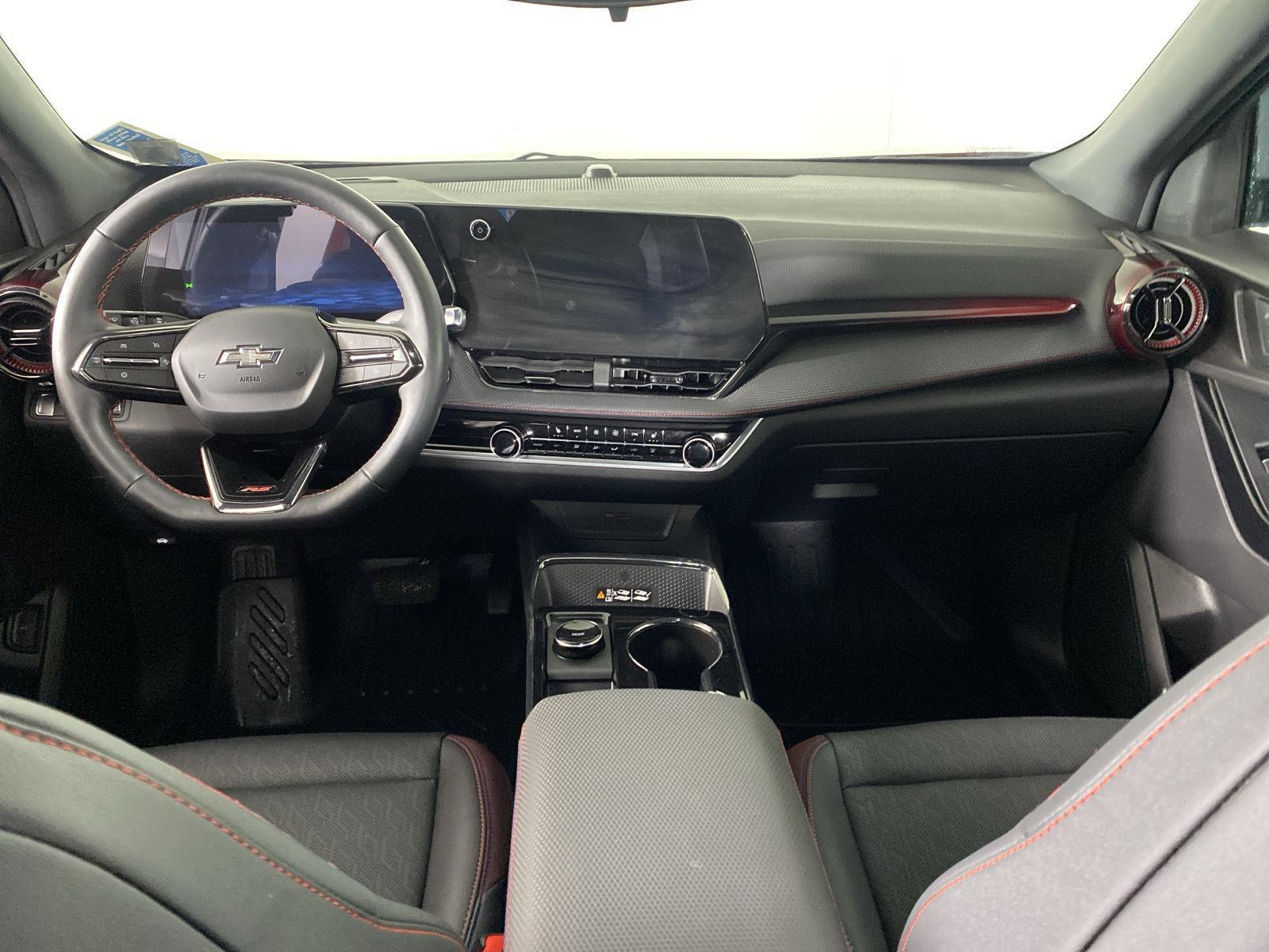 Used 2026 Rd Chevrolet  image 2