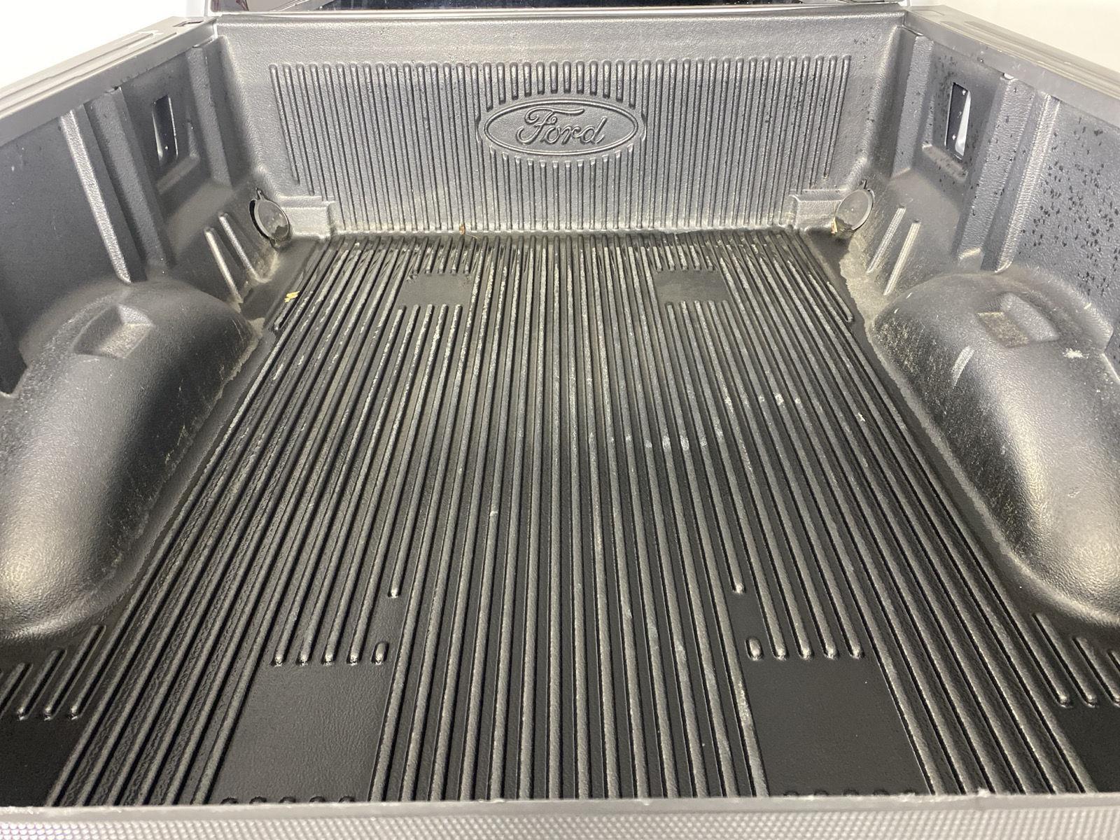Used 2022 Iconic Silver Ford XLT image 25