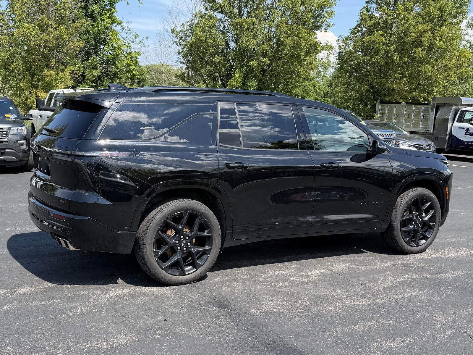 Used 2024 Mosaic Black Metallic Chevrolet AWD RS image 6