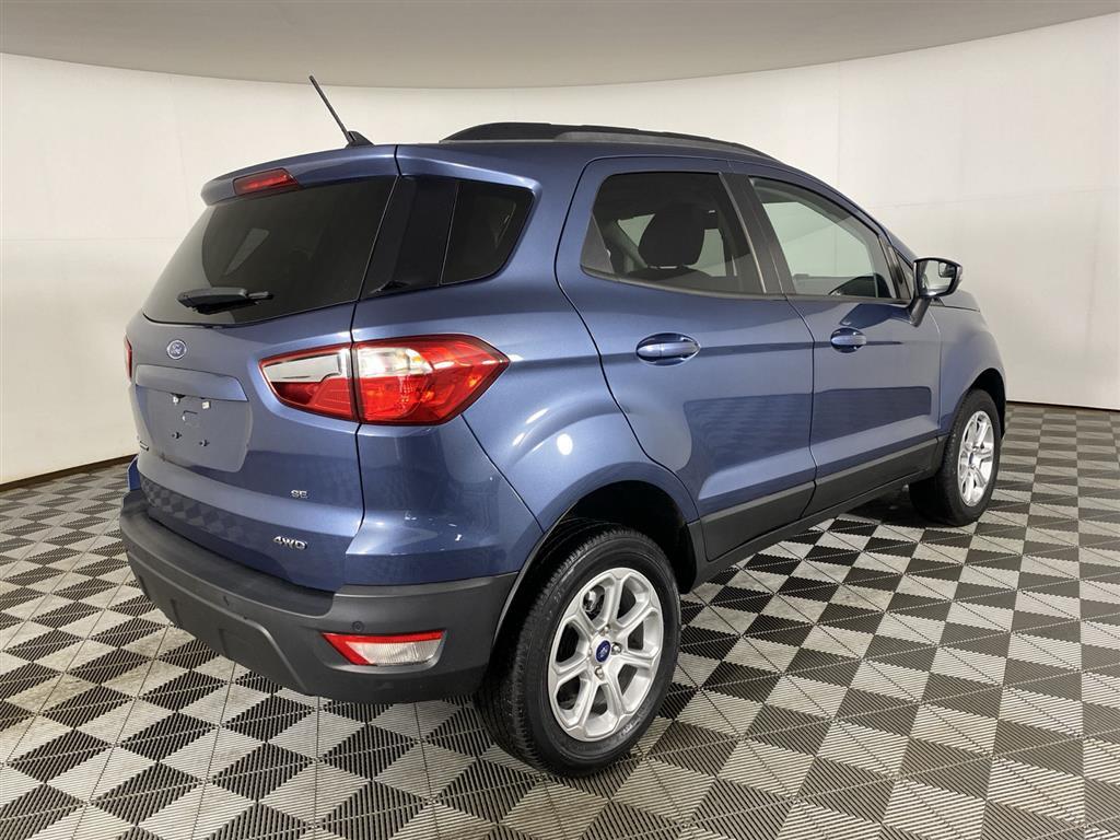 Used 2022 Blue Ford SE image 10