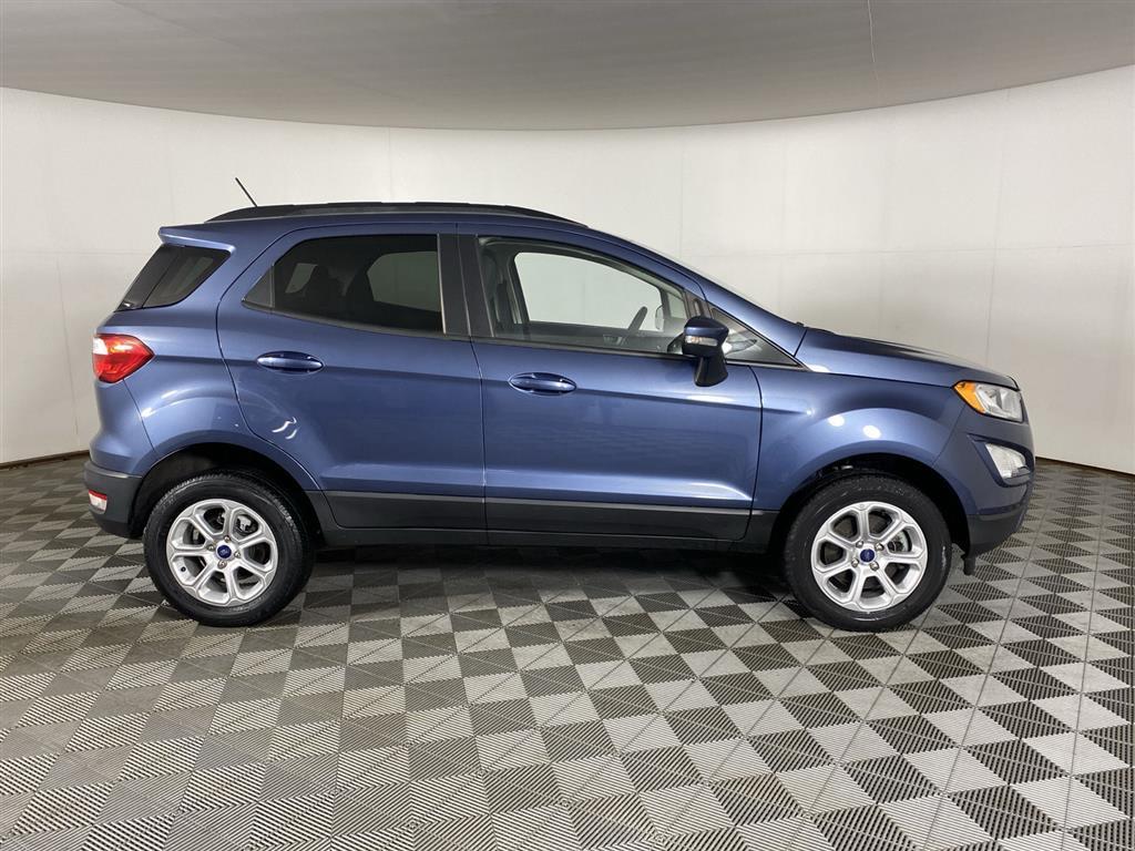 Used 2022 Blue Ford SE image 11